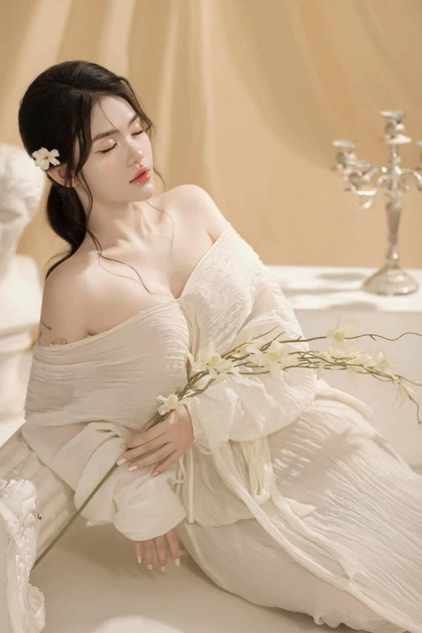 Thuê gia sư để cải thiện tình hình học tập nhưng dạy xoạc nhiều hơn học